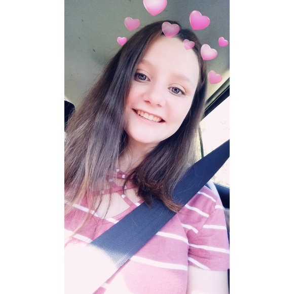 Meet your Posher, Kara - Picture 1 of 1